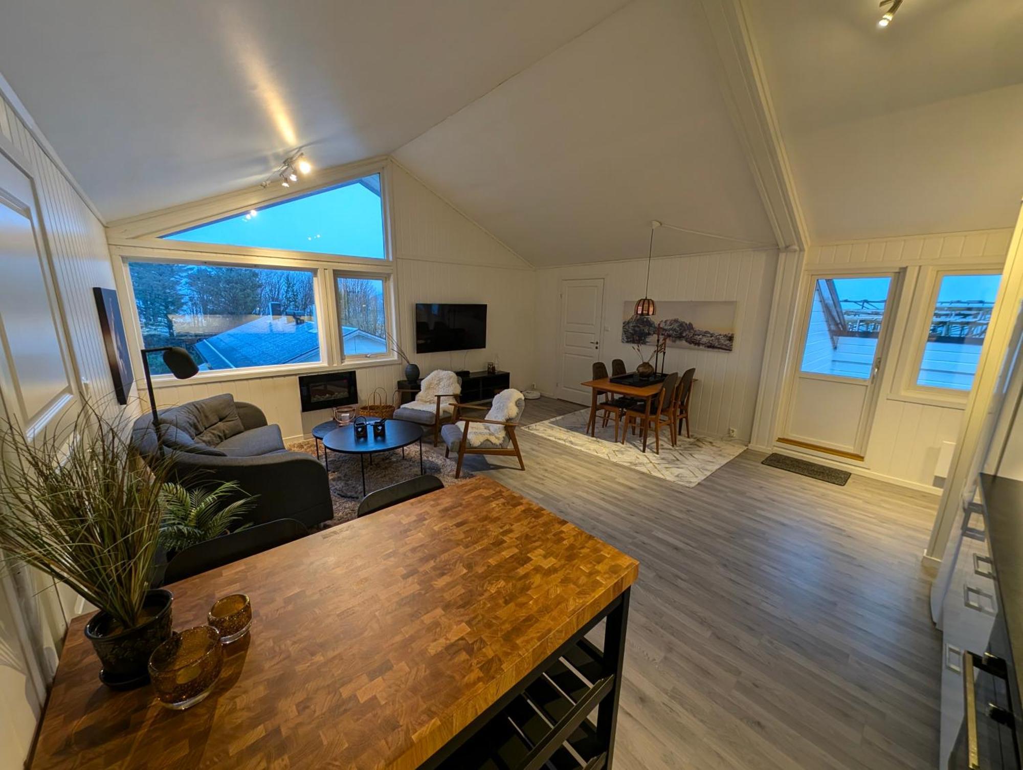 Reine City Apartment Bagian luar foto